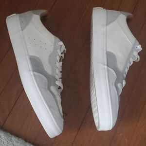 H&M Sneakers